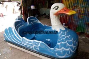 Pengrajin Sepeda Bebek Air Barito Utara Canggih Kokoh