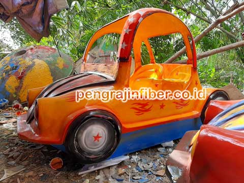 Pengrajin Sepeda Bebek Air Bengkayang