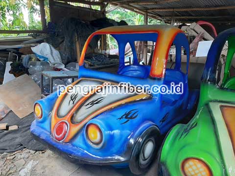 Pengrajin Sepeda Bebek Air Garut