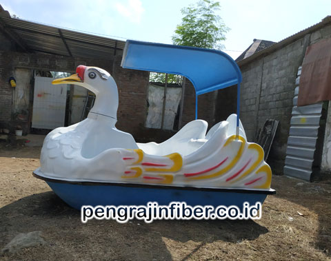 Pengrajin Sepeda Bebek Air Gorontalo Utara Anti Karat