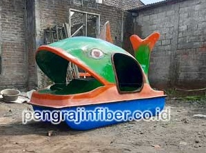 Pengrajin Sepeda Bebek Air Kota Banjar