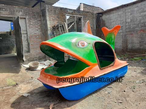 Pengrajin Sepeda Bebek Air Kota Batu