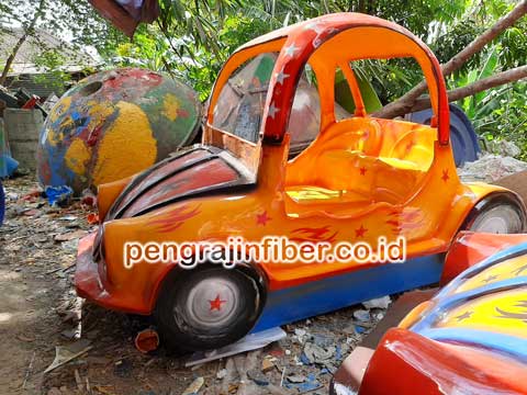 Pengrajin Sepeda Bebek Air Kota Surabaya