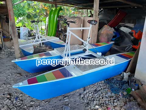 Pengrajin Sepeda Bebek Air Malang Awet Puluhan Tahun