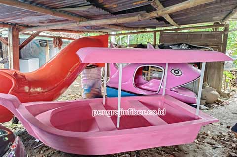 Pengrajin Sepeda Bebek Air Sumenep Umur Pakai Panjang