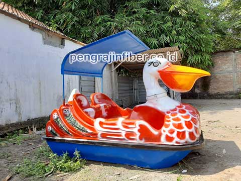 Pengrajin Sepeda Bebek Air Sumenep