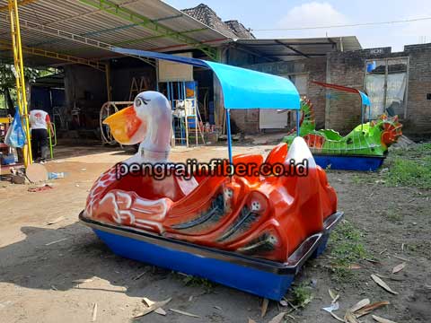 Pengrajin Sepeda Bebek Air Tanggamus Awet Puluhan Tahun