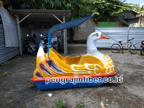 Pengrajin Sepeda Bebek Air Bengkulu Utara