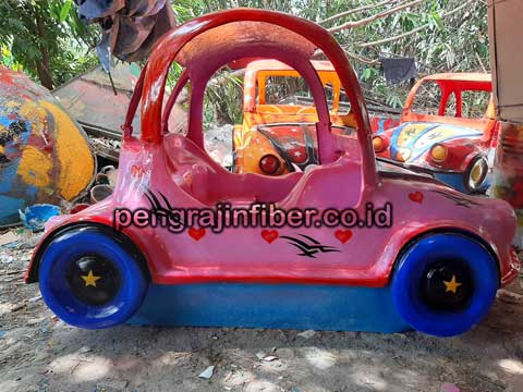 Pengrajin Sepeda Bebek Air Donggala