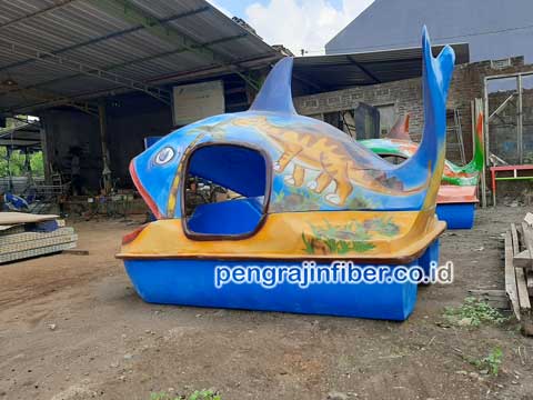 Pengrajin Sepeda Bebek Air Kepulauan Sangihe
