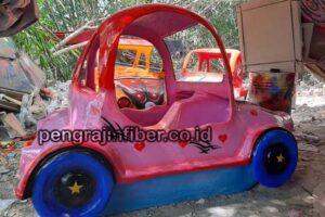 Pengrajin Sepeda Bebek Air Kolaka Kokoh Awet