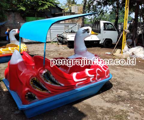 Pengrajin Sepeda Bebek Air Konawe Kepulauan