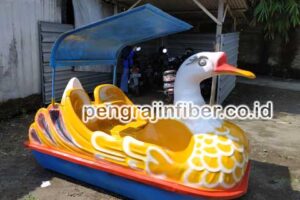 Pengrajin Sepeda Bebek Air Kota Palu Tahan Cuaca