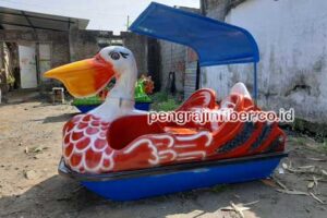 Pengrajin Sepeda Bebek Air Lembata Tangguh Terpercaya