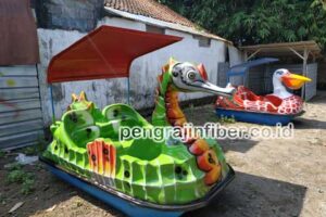 Pengrajin Sepeda Bebek Air Nias Utara Anti Bocor