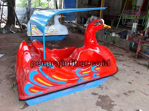 Pengrajin Sepeda Bebek Air Paniai