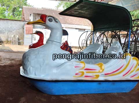 Pengrajin Sepeda Bebek Air Poso