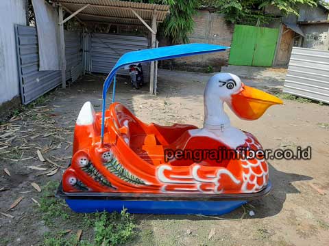 Pengrajin Sepeda Bebek Air Sarmi Umur Pakai Panjang