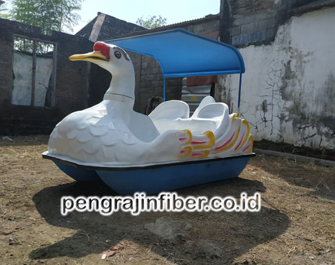 Pengrajin Sepeda Bebek Air Tidore Kepulauan Anti Bocor