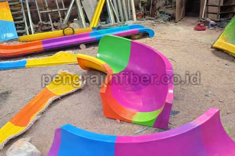 Jual Murah Perosotan Buleleng Seluncuran Kolam Renang