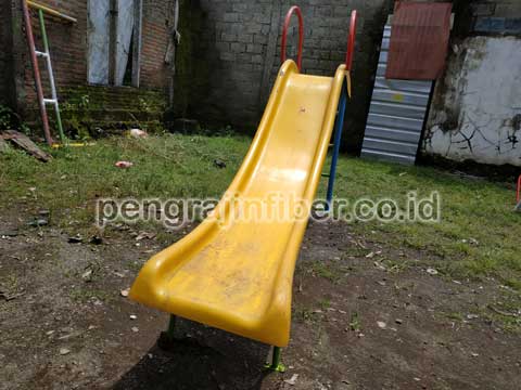 Jual Murah Perosotan Fiberglass di Bojonegoro
