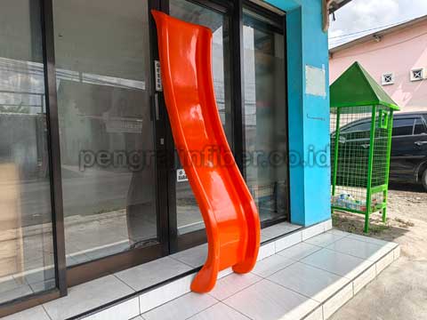 Jual Murah Perosotan Fiberglass di Brebes