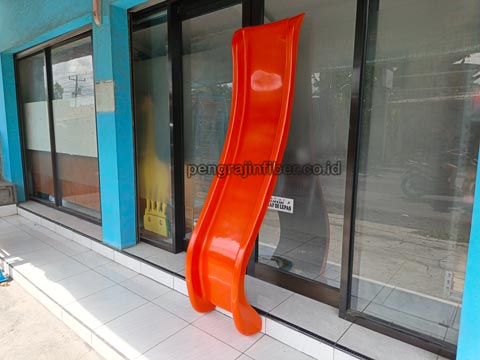 Jual Murah Perosotan Fiberglass di Halmahera Utara