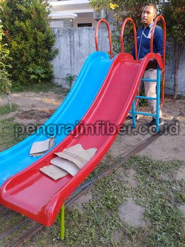 Jual Murah Perosotan Fiberglass di Kutai Timur