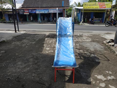 Jual Murah Perosotan Fiberglass di Lamandau
