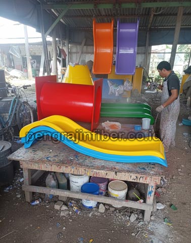 Jual Murah Perosotan Fiberglass di Mamasa