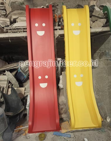 Jual Murah Perosotan Fiberglass di Minahasa Berkualitas