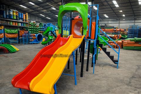 Jual Murah Perosotan Fiberglass di Penajam Paser Utara