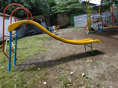 Jual Murah Perosotan Fiberglass di Pohuwato