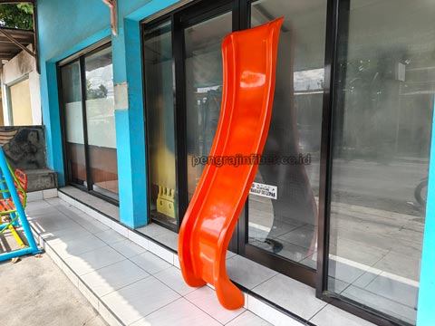 Jual Murah Perosotan Fiberglass di Sambas
