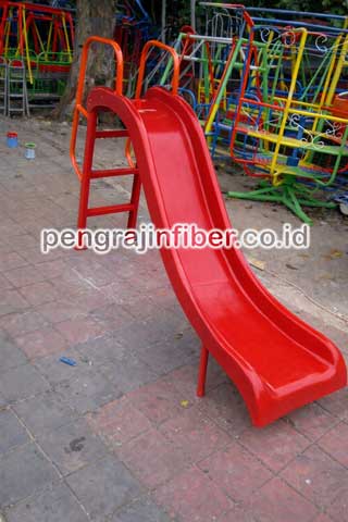 Jual Murah Perosotan Fiberglass di Sorong Selatan Berkualitas