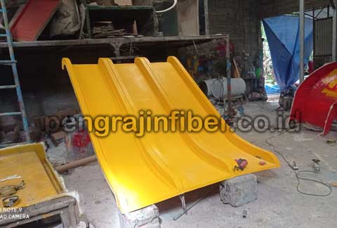 Jual Murah Perosotan Kota Sukabumi Seluncuran Kolam Renang