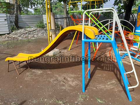 Produsen Perosotan Fiberglass di Karanganyar