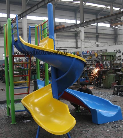 Produsen Perosotan Fiberglass di Sekadau Harga Murah