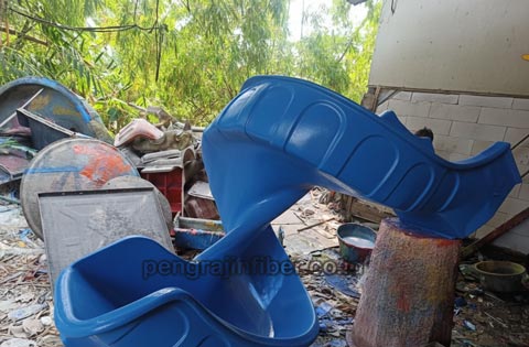 Produsen Perosotan Fiberglass di Tana Toraja Harga Murah