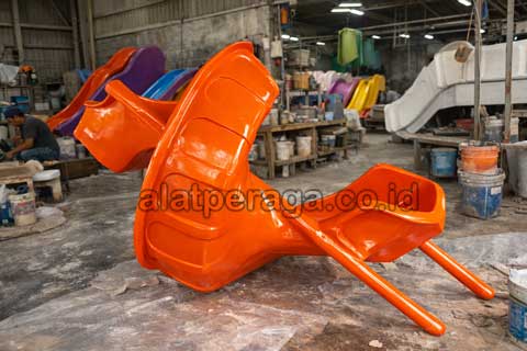 Produsen Perosotan Kota Bandar Lampung Seluncuran Kolam Renang