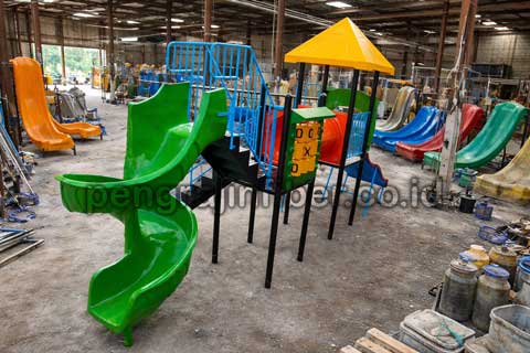 Toko Perosotan Bekasi Seluncuran Kolam Renang