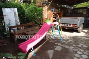 Toko Perosotan Fiberglass di Badung