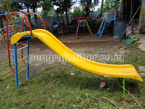 Toko Perosotan Fiberglass di Banyuwangi