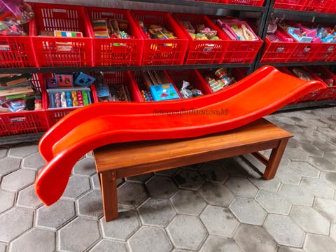 Toko Perosotan Fiberglass di Hulu Sungai Utara