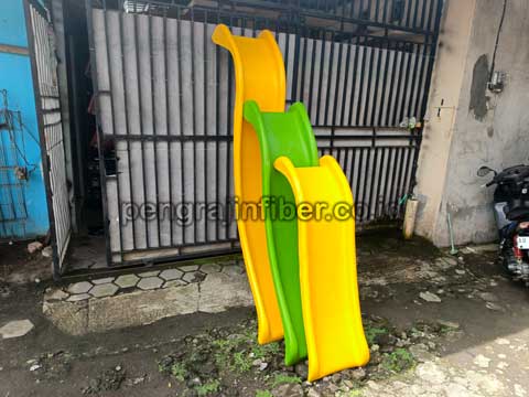 Toko Perosotan Fiberglass di Kota Cirebon