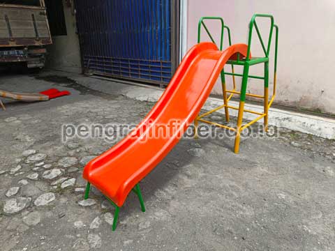 Toko Perosotan Fiberglass di Lumajang