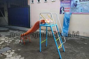Toko Perosotan Fiberglass di Rembang