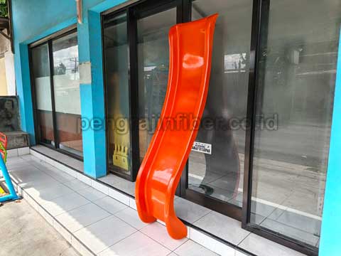 Toko Perosotan Fiberglass di Sleman