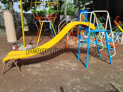 Toko Perosotan Fiberglass di Sukoharjo