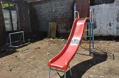 Toko Perosotan Fiberglass di Wajo